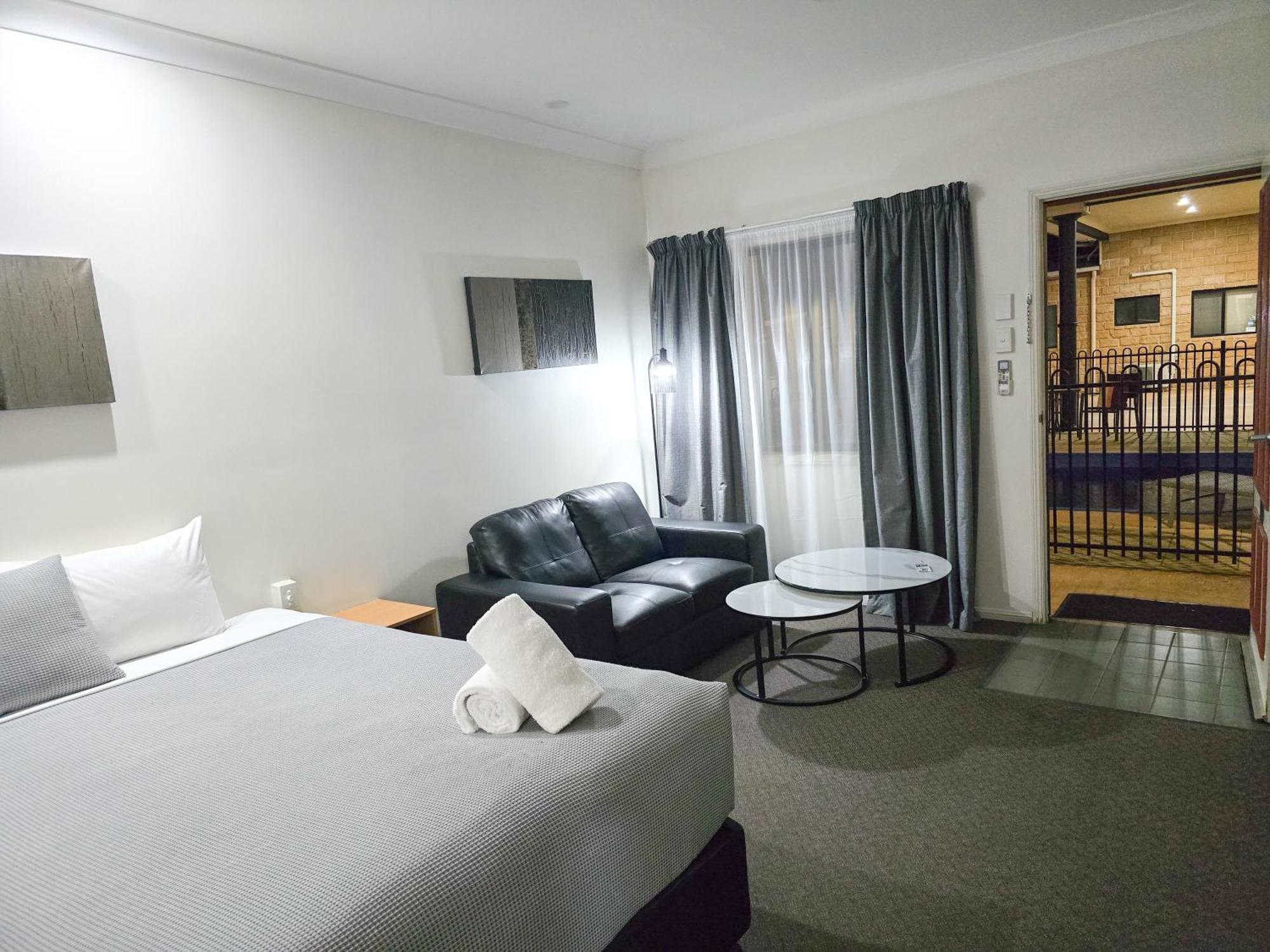 Ascot Lodge Motor Inn Kingaroy Dış mekan fotoğraf