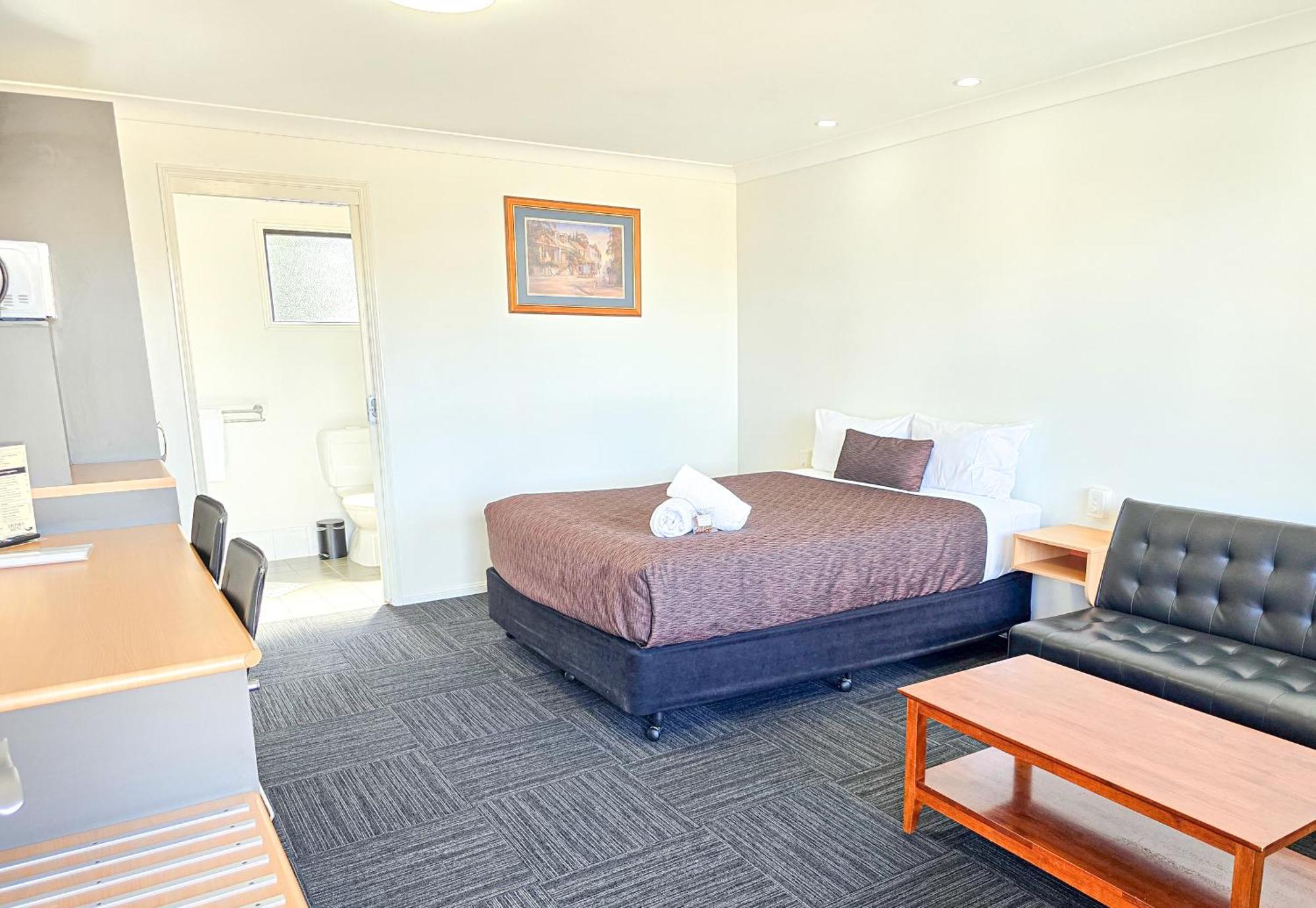 Ascot Lodge Motor Inn Kingaroy Dış mekan fotoğraf