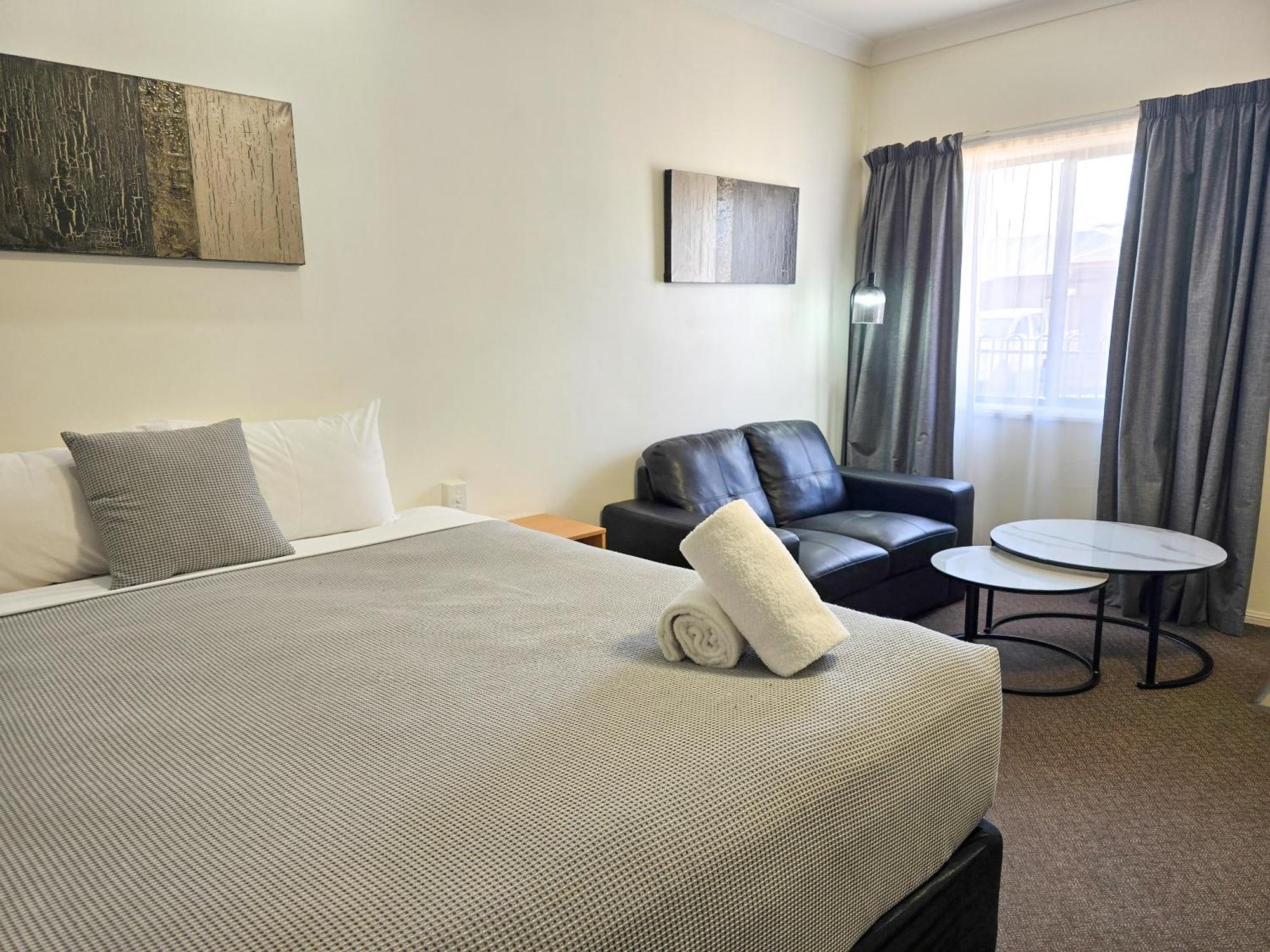 Ascot Lodge Motor Inn Kingaroy Dış mekan fotoğraf